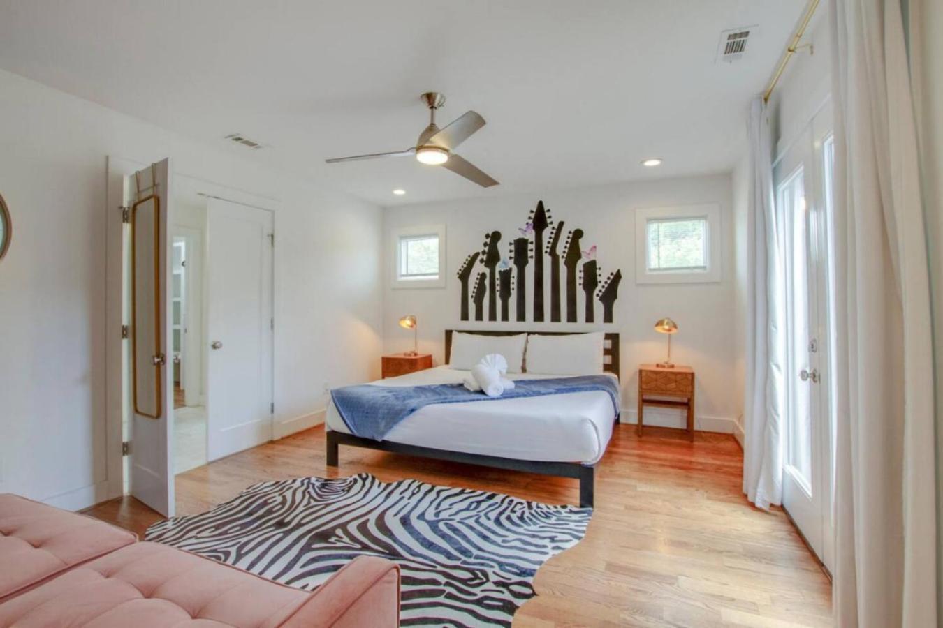 Howdy House New And Trendy With Rooftop Deck Nashville Exterior foto